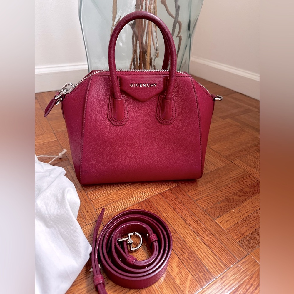 Givenchy Antigona Fig Pink
